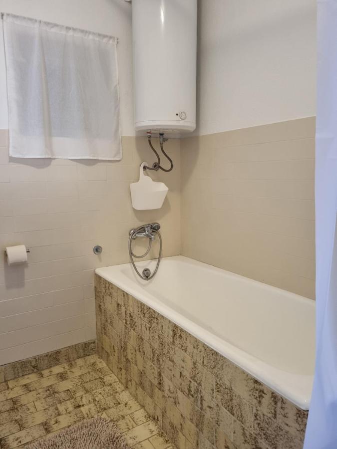Tarac Apartman Zengg Kültér fotó