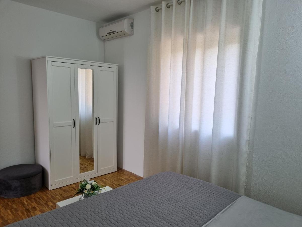 Tarac Apartman Zengg Kültér fotó
